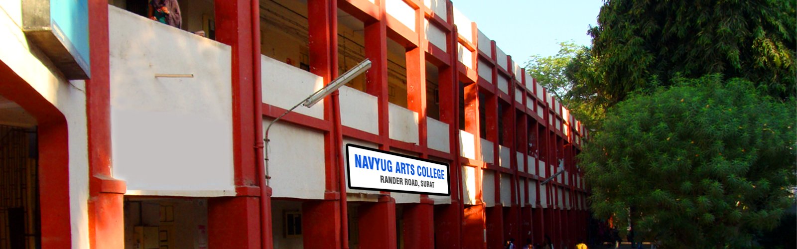 Navyug Arts College
